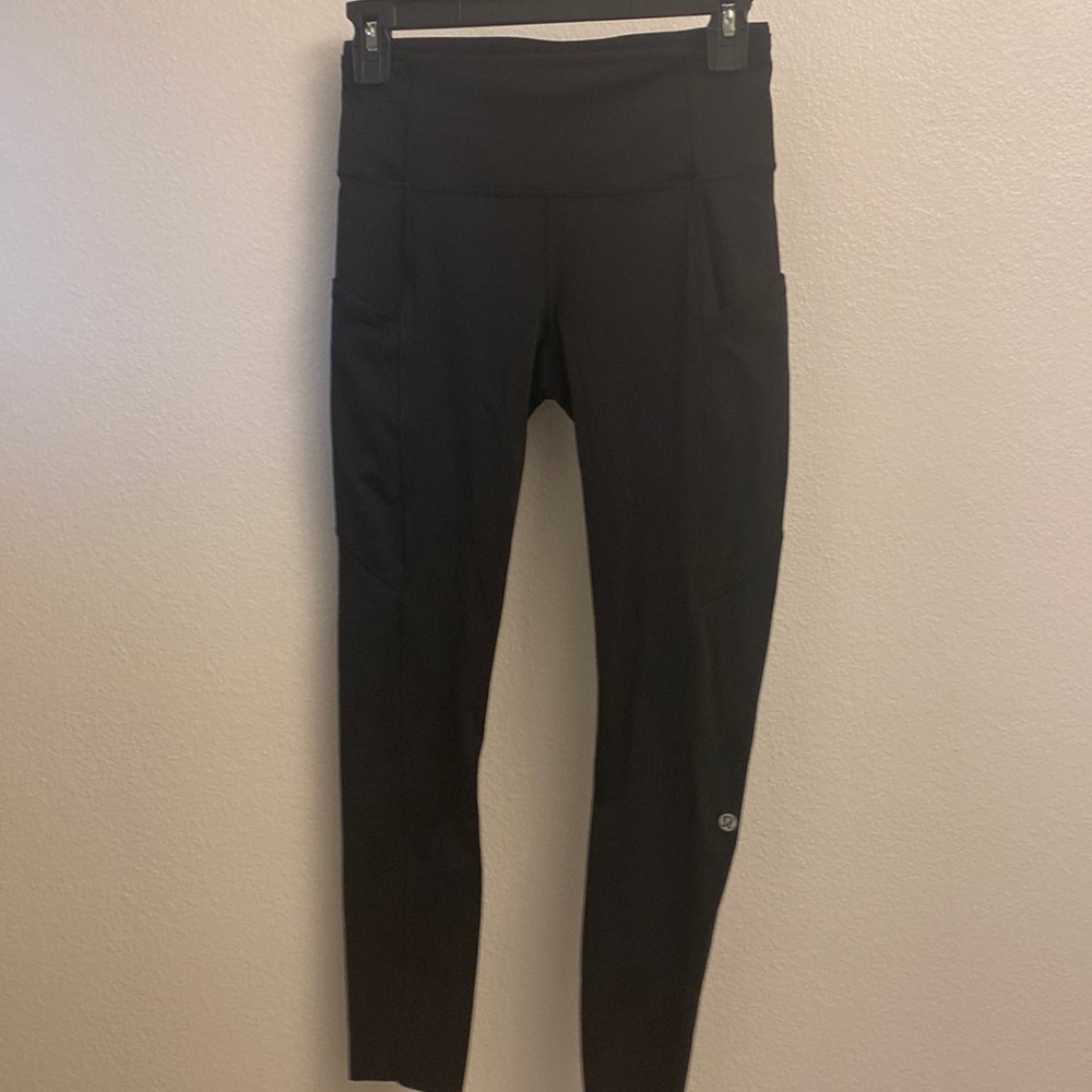 Lululemon leggings with pockets